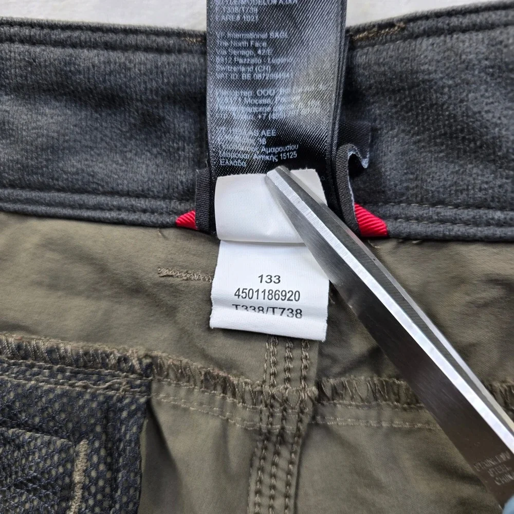 The North Face Hiking Shorts Mens 38 Olive‎ Green Nylon Stretch Convertible T738